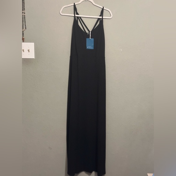 NWT Market & Spruce Alisha Knit Strappy Back
Maxi Dress in Black - Picture 7 of 13